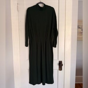 Old Navy Black Ribbed Long-Sleeve Midi Dress
